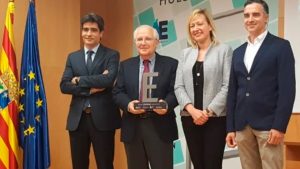 Julio Sopena recibió el Premio Empresa Huesca 2018 (Foto: https://lamusayservicios.concesionario-jd.es).